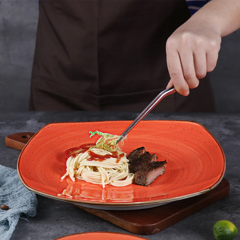 Высококачественные дешевые оптовые обеденные тарелки керамические белые красные фарфоровые тарелки по индивидуальному заказу цвета прямоугольные посуда для домашнего отеля Restau