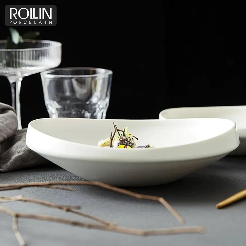 Фарфоровая посуда для модного дизайна, боковые тарелки и обеденные тарелки для 4-5-звездочных отелей и ресторанов