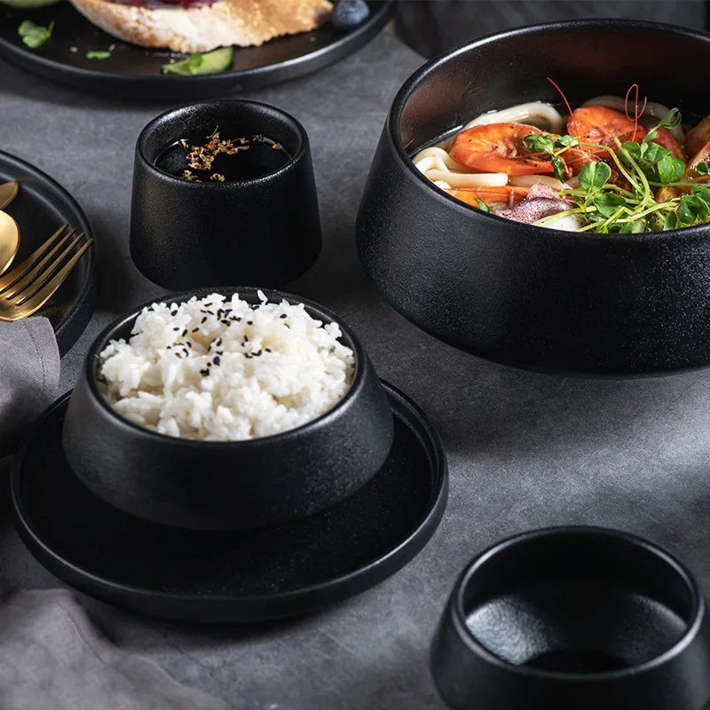 Скандинавский ресторанный сервиз для отеля Очень большие современные фарфоровые обеденные тарелки для стейка Белый плоский дизайн купе Современный экстра