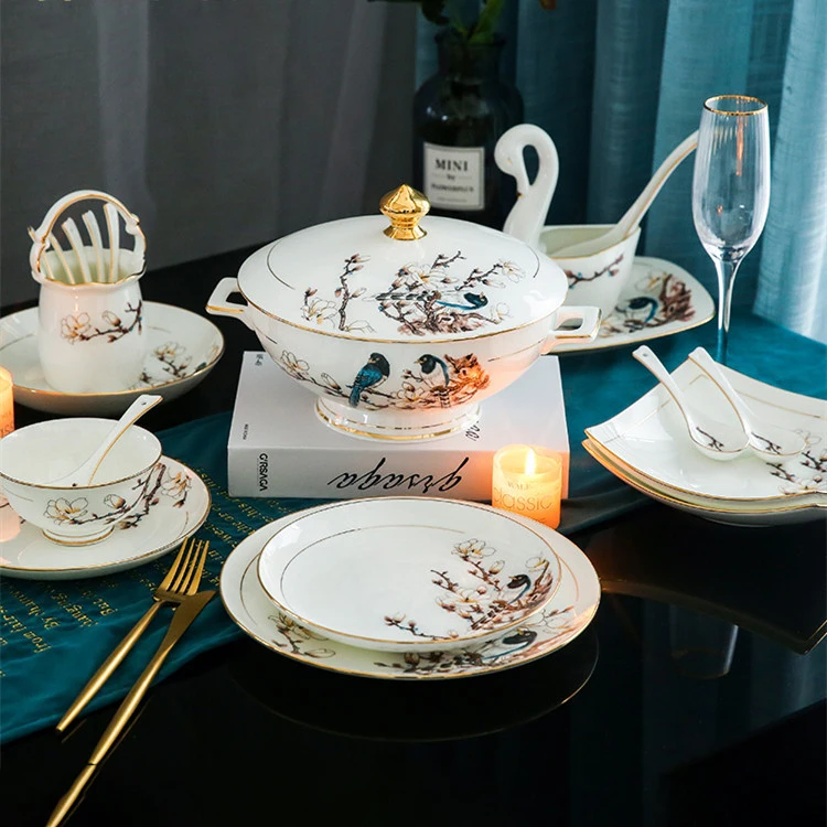 70pcs Nordic Fine Bone China Tableware Porcelain Ceramics Platesn Dinner Luxury Tableware Set