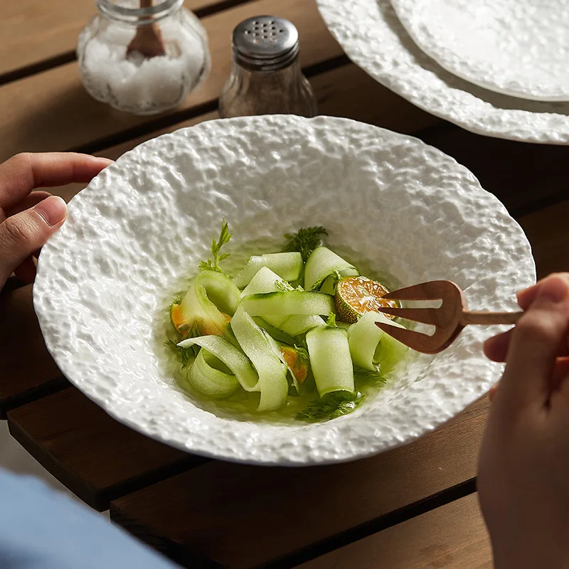 Large White Ceramic Serving Bowl Embossed Rock Pattern Porcelain Tableware for Restaurants Parties Unique Pasta Salad Bowls