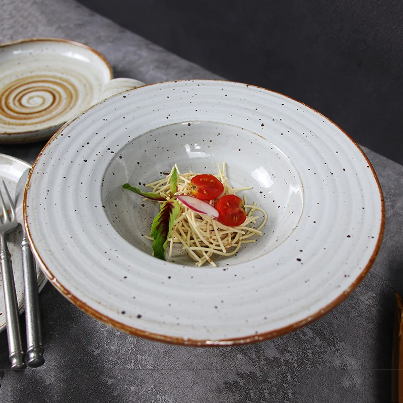 Керамическая посуда для ресторана под глазурованной обеденной тарелкой Кухонные принадлежности Фарфоровые тарелки Круглые обеденные тарелки