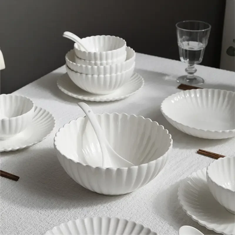 Plate Sets Dinnerware Wholesale Nordic Style Ceramic Dinnerware Plates and Dishes Home Dinnerware for Kitchen Restaurant