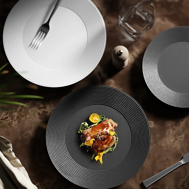 Restaurant Porcelain Dishes Black and White Dinner Plates Pasta Steak Flat Charger Plate Thread Design Platter
