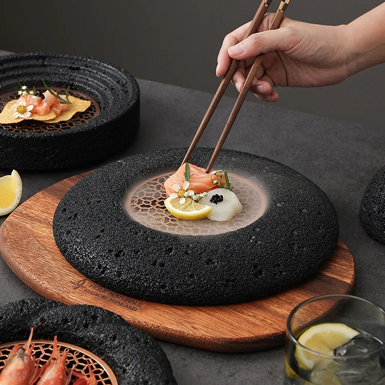 Japanese Artistic Concept Ceramic Bowl Eco-Friendly Volcanic Stone Hotel Tableware Planet-Shaped Ice Plate for Sushi Seafood