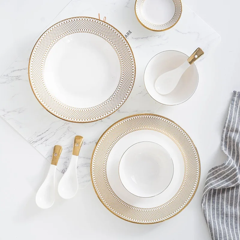 Новый обеденный сервиз с тиснением из костяного фарфора и буле Новый дизайн Тарелки и миски с золотым узором Новые обеденные тарелки из керамики