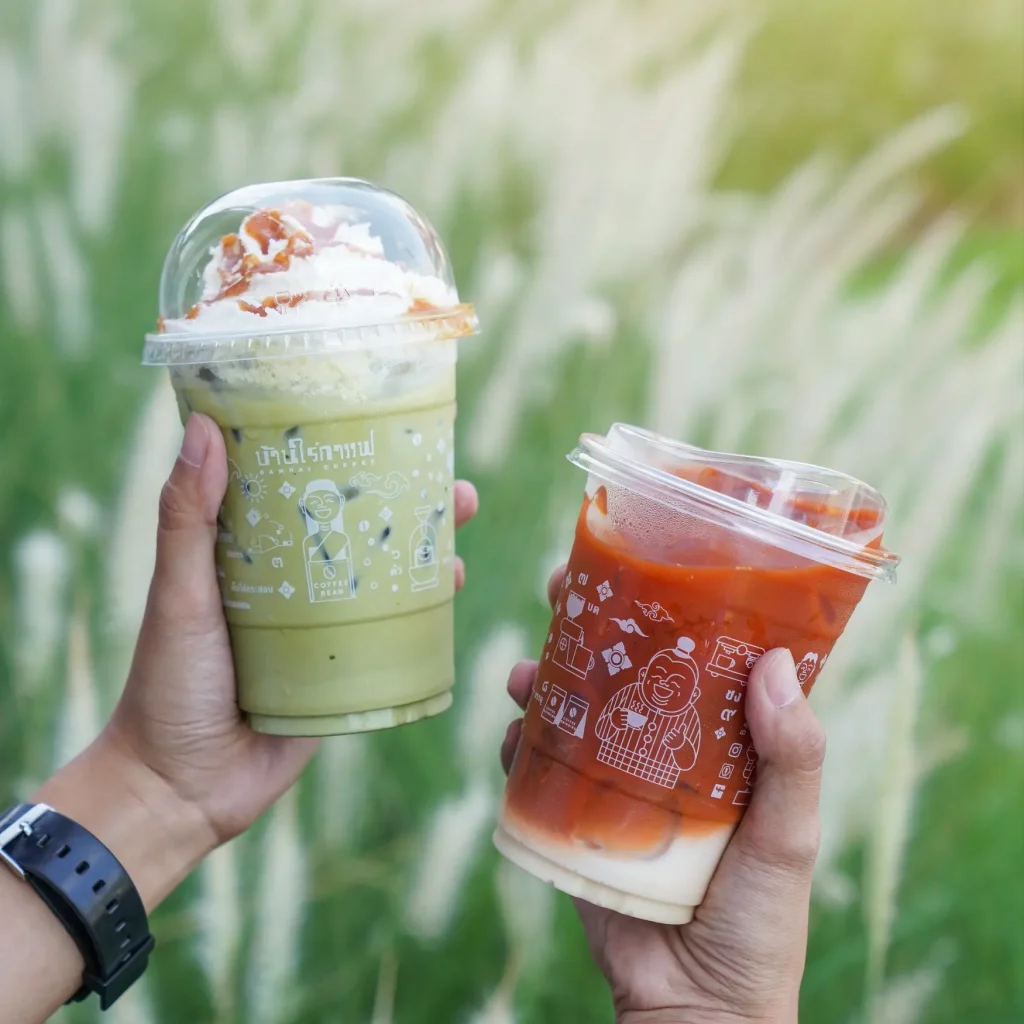 Фабрика Гуанчжоу на заказ, 12 унций, 24 унции, 16 унций, одноразовая прозрачная пластиковая чашка из ПЭТ, кофейная чашка для холодных напитков Pla с плоскими куполообразными крышками