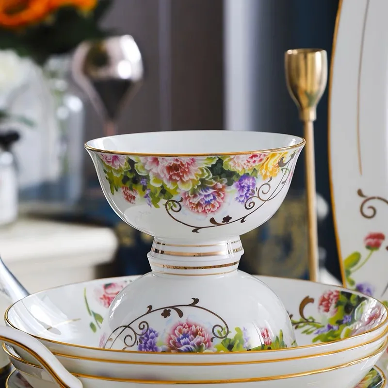 Creative Gold Inlaid Set Bone China Cutlery Plate Ceramic Set Modern Luxury Ceramic Dinner Plate