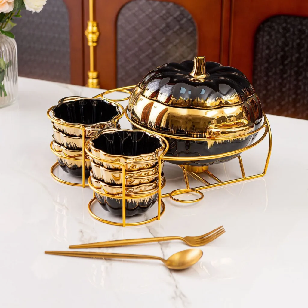 Luxury Ceramic Two-Ear Soup Bowl Set with Gold Cutlery Sustainable Pumpkin Soup Pot for Household and Party Use