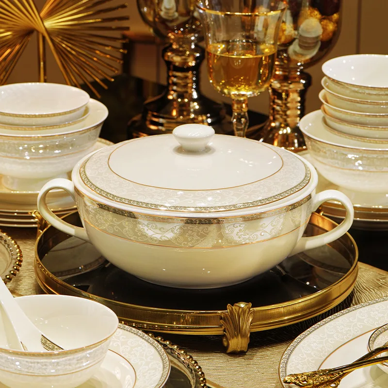 Hot Sale Handmade Black Ceramic Christmas Stoneware Dinnerware Sets Cheap Wholesale Dinner Plate Set for China