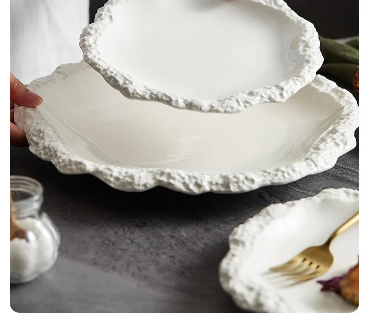 Керамическая белая обеденная тарелка для ресторана, стейк, макароны, десертные тарелки, сервировочное блюдо, фарфоровое блюдо с неровными краями