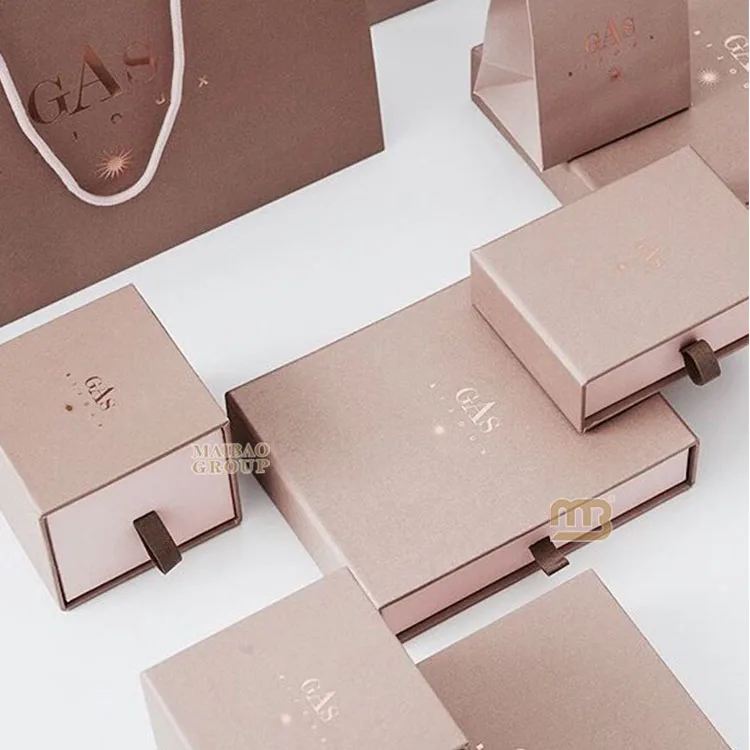 Косметический подарок для ухода за кожей Pr Почтовая посылка Коробка доставки Одежда Крафт-гофрокартонная упаковка Коробка с логотипом на заказ Коробка для одежды Коробка для нижнего белья