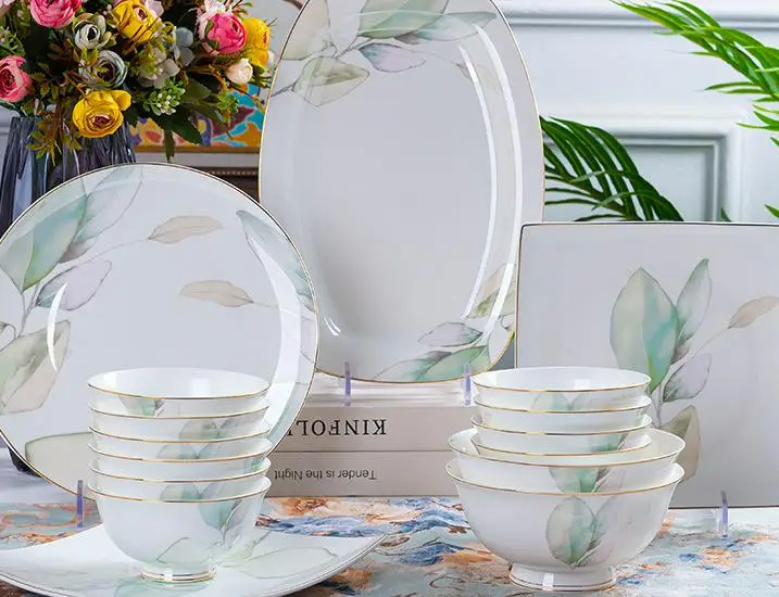 Bone China Dinnerware Set White Premium Porcelain Tableware Set Customized Ceramic Plate