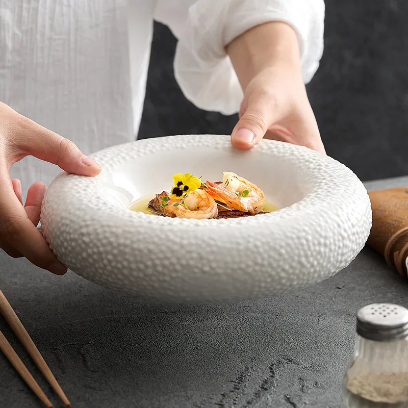 Customized White Ceramic Plate Dish Set for Restaurant Modern Design Bulk Cheap Price Sustainable Feature for Hotels Restaurants