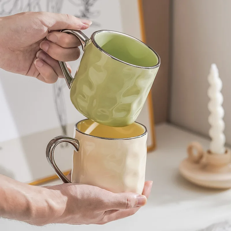 Керамическая кружка неправильной формы, кофейная чашка с серебряной оправой, фарфоровая оптовая продажа, скандинавская кофейная кружка с брызгами в крапинку для офиса и дома