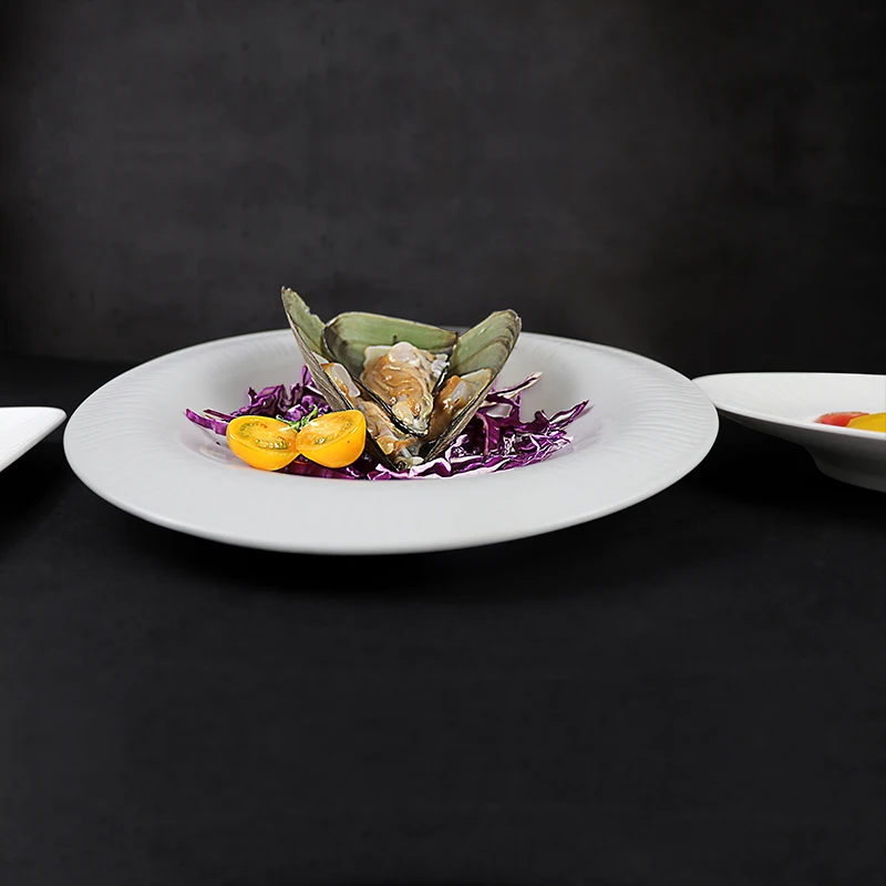 Винтажная фарфоровая салатница, нерегулярная белая керамическая тарелка для салата, миска для рамэна, сервировочная посуда для ресторана