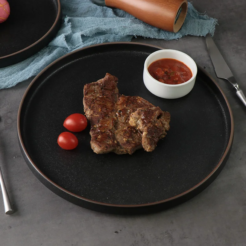 Черные тарелки современного дизайна Черные обеденные тарелки Фарфоровая керамическая тарелка Посуда для ресторанов и отелей