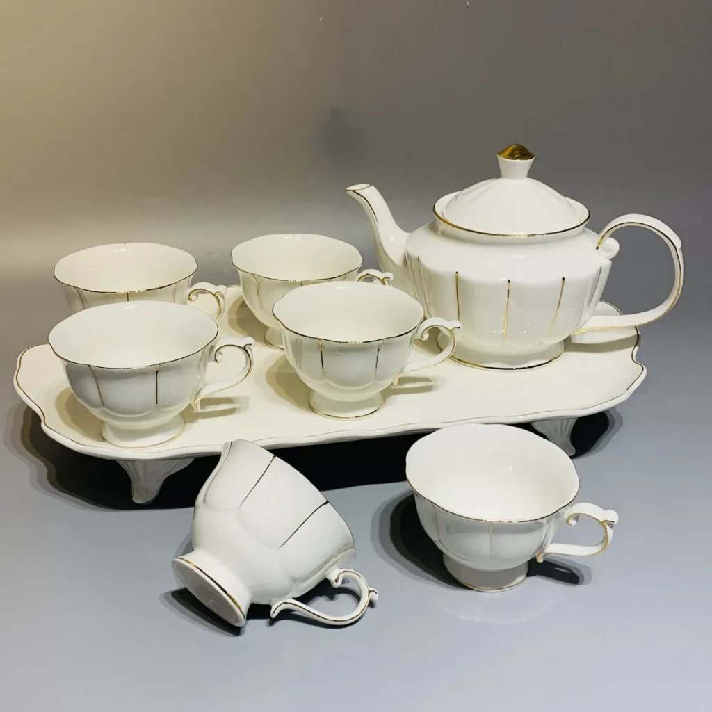 European Luxury Bone Porcelain Afternoon Tea Set Exquisite Gold Edge Ceramic Coffee Cup