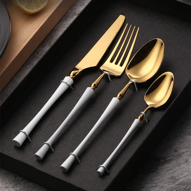 Luxury 18/8 Stainless Steel Gold Cutlery Mirror Polish Spoon Knife Fork Flatware Sets Modern Design Sustainable for Weddings