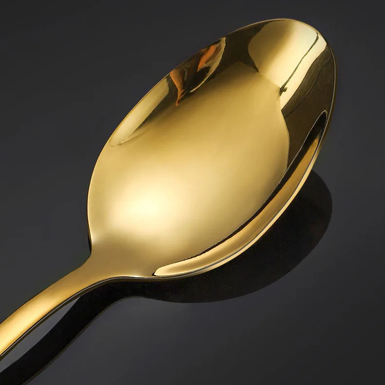 24pcs Luxury Flatware Set in Silver & Golden Stainless Steel Cutlery Steak Knife Fork Spoon Sustainable Design for Parties