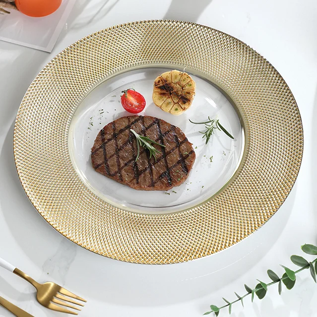 Зарядные тарелки. Свадебные украшения. Зарядные устройства. Наборы столовой посуды. Золотая тарелка.