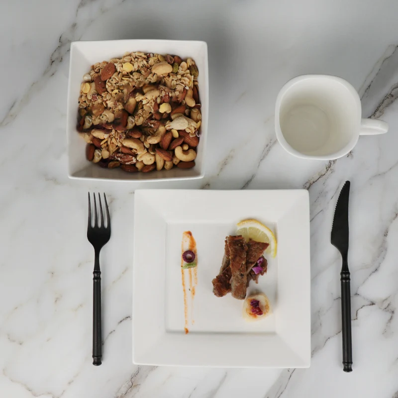 Белая керамическая квадратная тарелка Фарфоровые наборы посуды оптом Белая квадратная тарелка