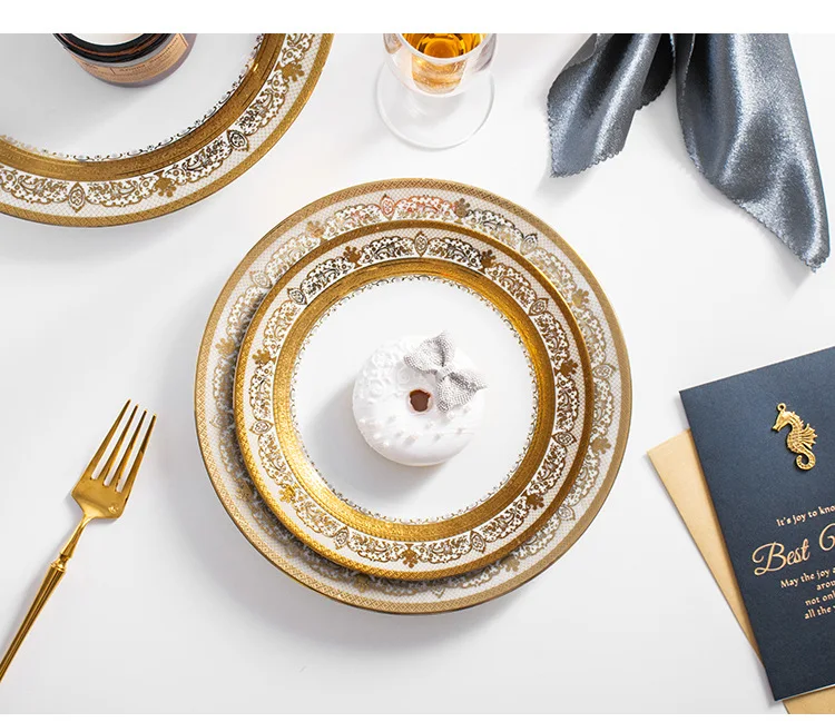 High Quality White Gold Rim Dinner Set Elegant Customized Ceramic Plate Luxury Party Plates for Home Use Premium Crockery