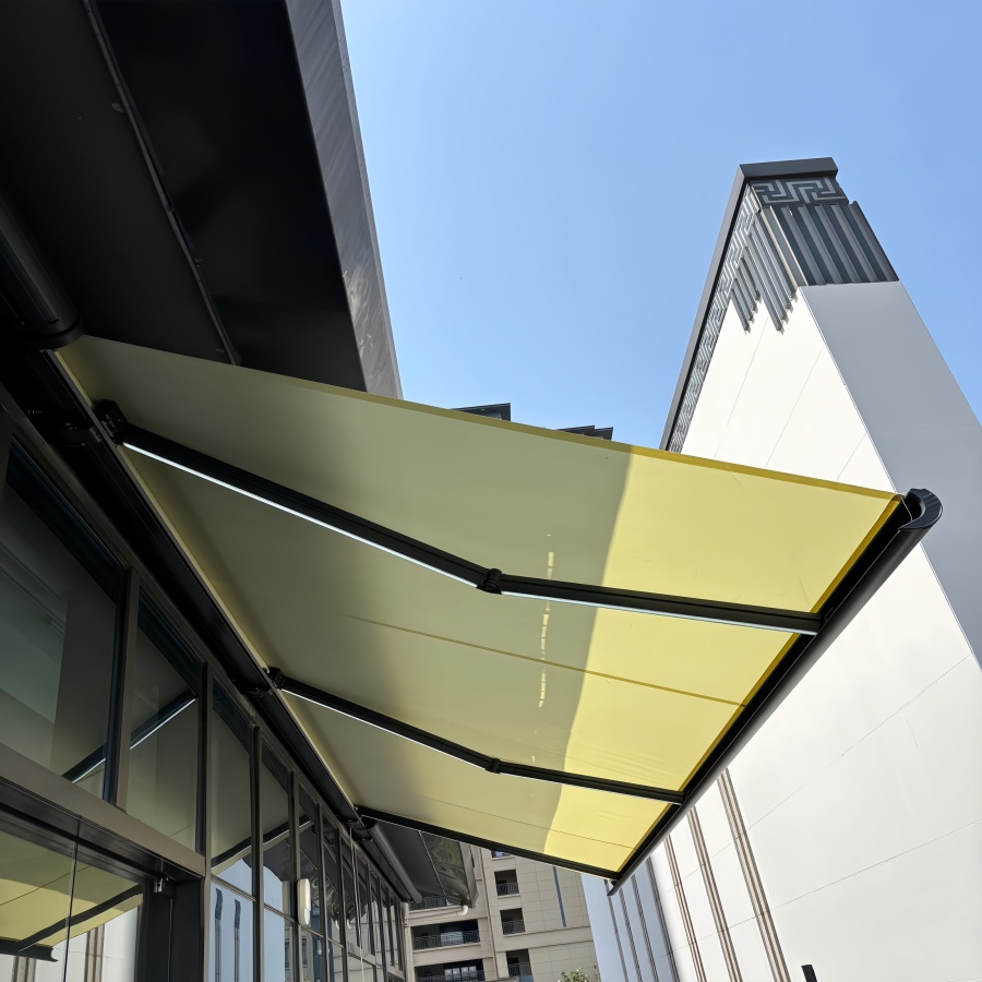 Водонепроницаемые полнокассетные выдвижные моторизованные наружные алюминиевые навесы с акрилом для террасы, балкона с покрытием PA