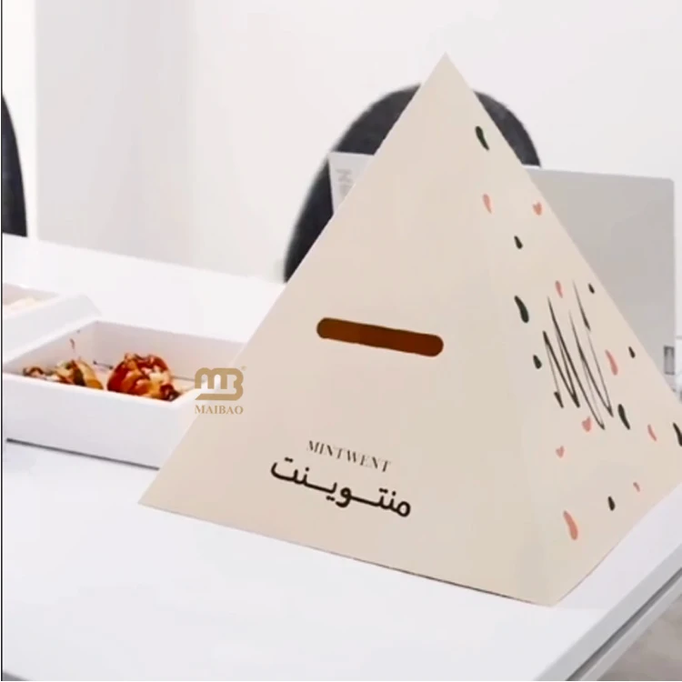 Ближневосточная Кунафа Десерты Картонная коробка в форме пирамиды Пирамида для кондитерских изделий Коробка для упаковки пищевых продуктов Коробка для выпаса еды Пирамида Коробка для торта