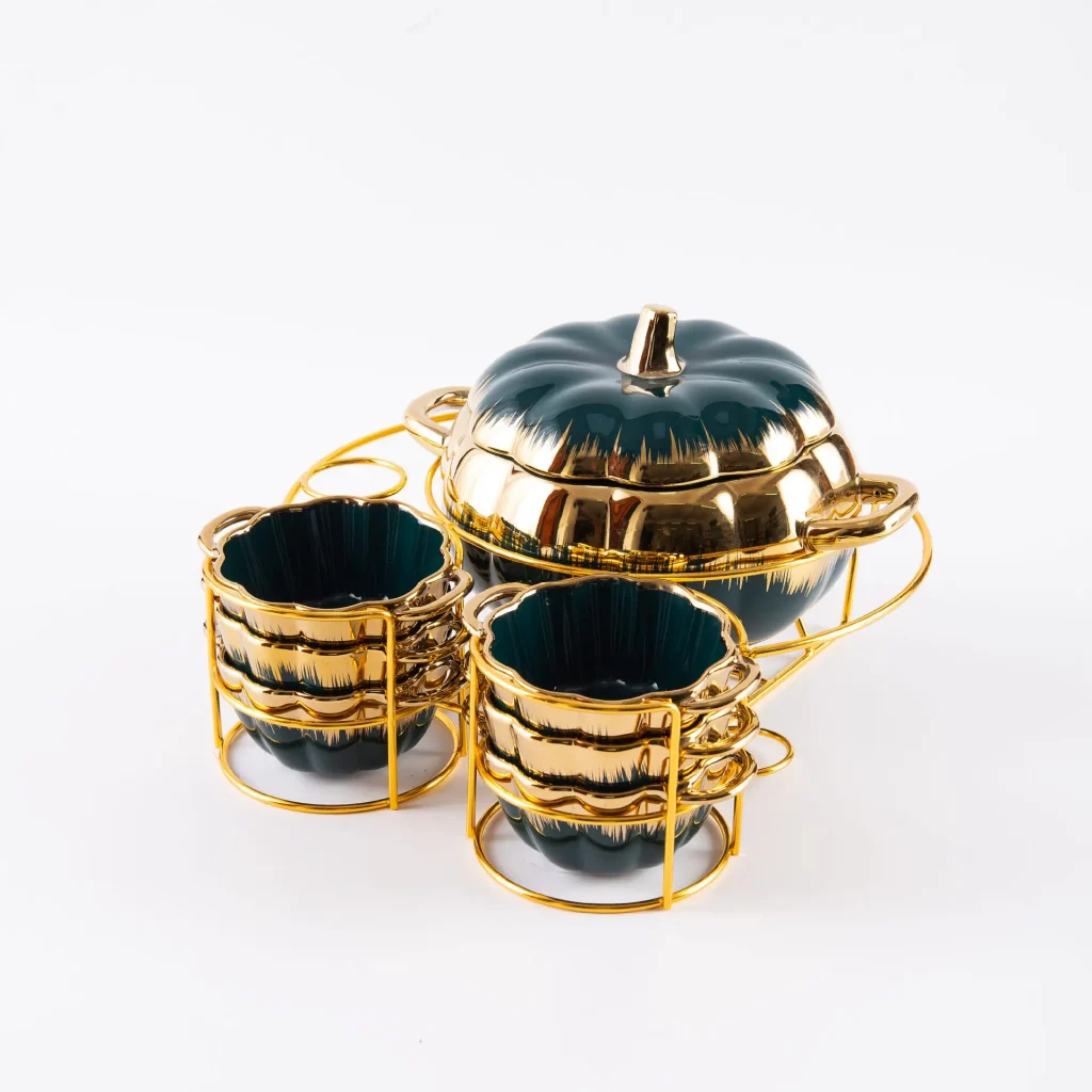 Luxury Ceramic Two-Ear Soup Bowl Set with Gold Cutlery Sustainable Pumpkin Soup Pot for Household and Party Use