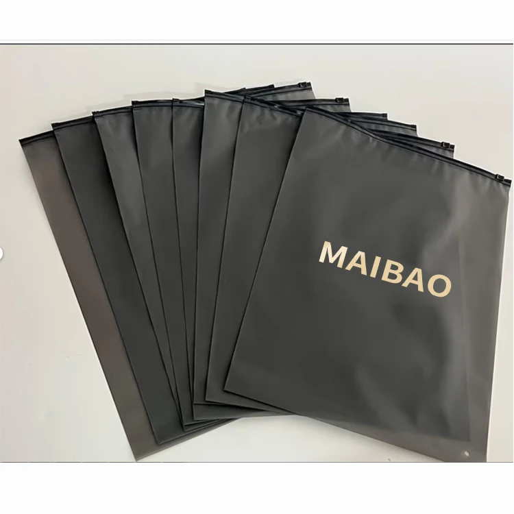 Изготовленная на заказ матовая матовая сумка с застежкой-молнией, пластиковая упаковка, сумки на молнии для бикини, ПВХ, футболка, купальники, сумки с замком на молнии, сумки для одежды с логотипом