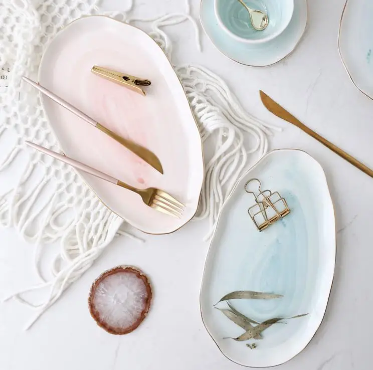 China Warehouse Bulk New Design Daily Used Porcelain Flat Serving Dinner Steak Buffet Plates