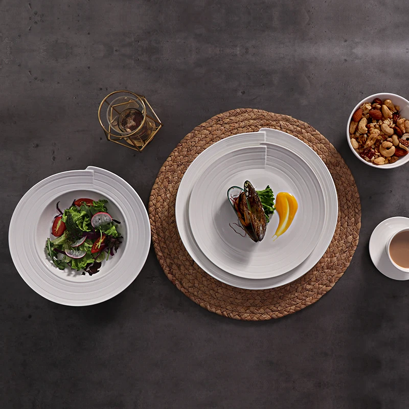 Поставки для ресторана и отеля, набор столовой посуды, белая керамическая посуда, уникальная тарелка для больничной еды для банкетного кейтеринга