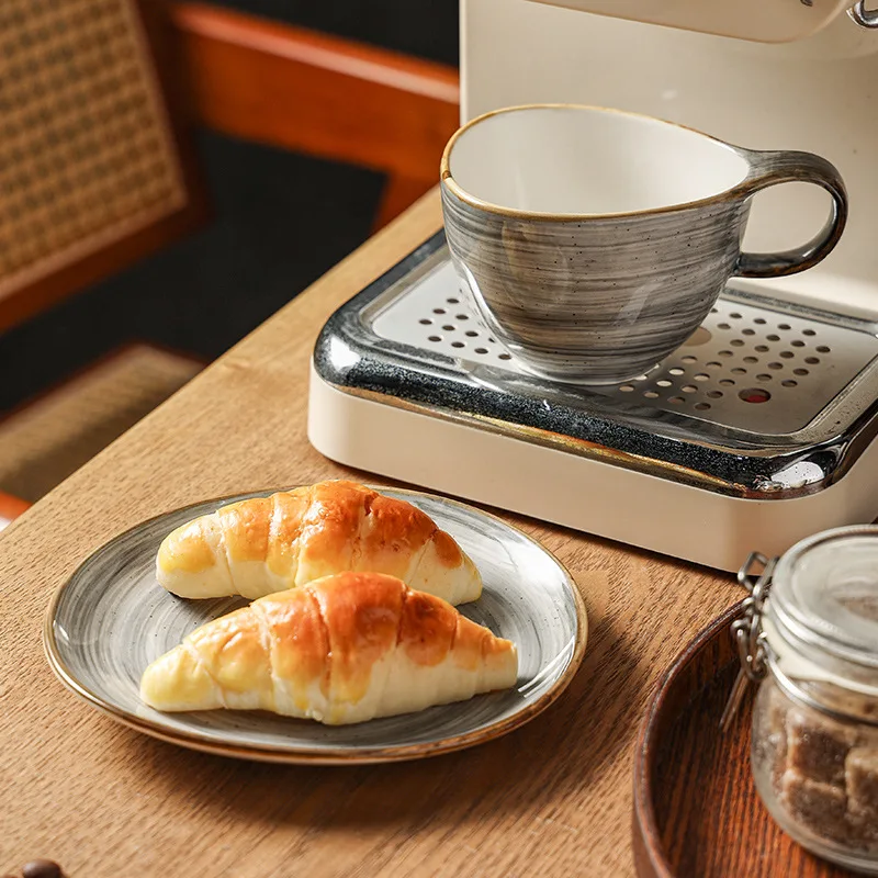 Набор кофейных чашек с блюдцами, современный ретро-керамический латте с цветком, кружка, бытовой западный ресторан, чаепития, подарки