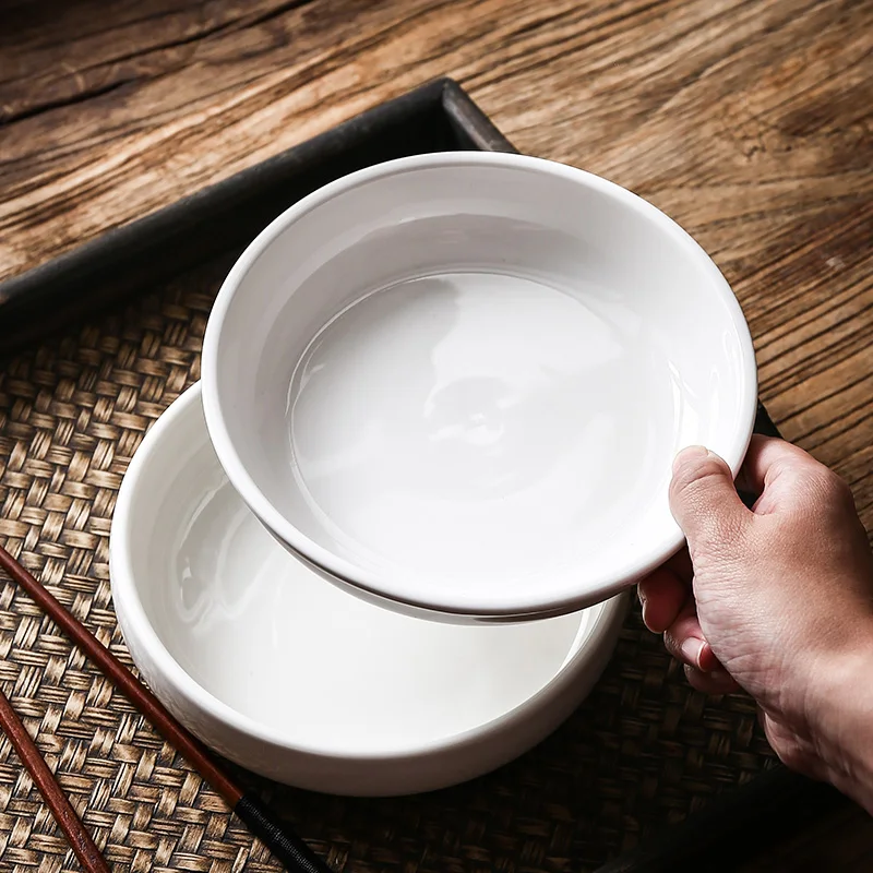 Массовая дешевая цена, плоские тарелки, 10,5-дюймовые большие чисто-белые круглые керамические фарфоровые обеденные тарелки для отеля, набор для ресторана