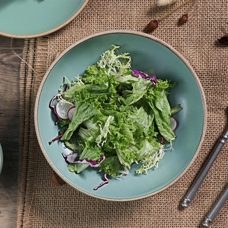 Зеленая обеденная тарелка Посуда с коричневым ободом Чаочжоу Керамическая фабричная фарфоровая тарелка высокой температуры для ресторана