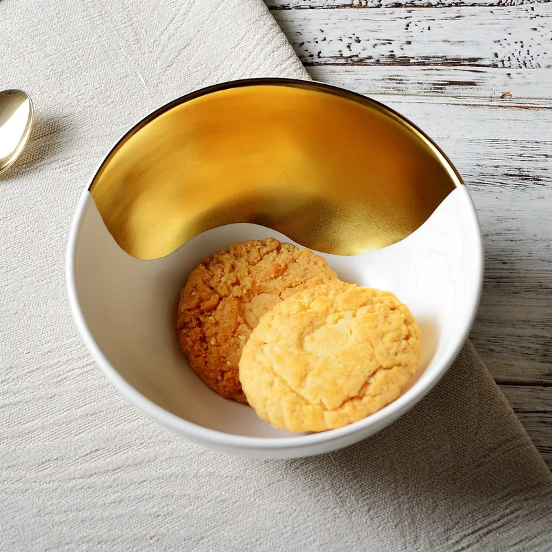 White Ceramic Gold Plated Biscuit Fruit Food Salad Bowl Popular Design Eco-Friendly Gift Idea