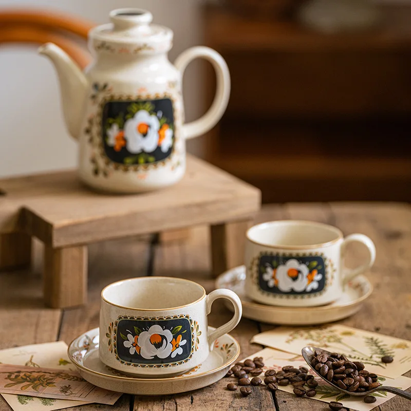 Retro Flowers With Hand Gifts Ceramic Tea Cup Suitable for Home Office Wedding Restaurant Parties and Dessert Decorations