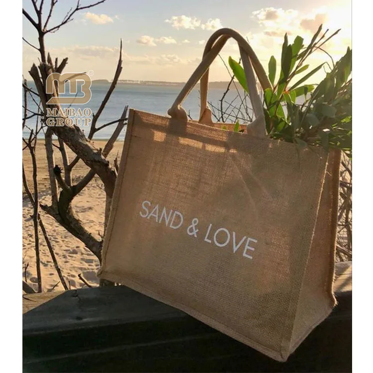 Оптовая продажа, дешевая переработка натурального джута, сумка для переноски, многоразовая сумка для покупок из мешковины, пляжные джутовые сумки с логотипом, напечатанным на заказ