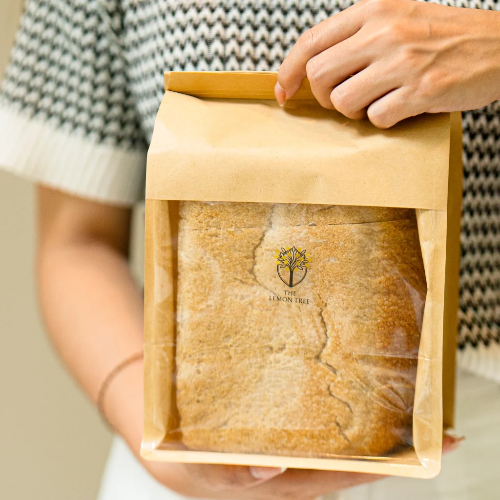 Напечатанные на заказ V-образные дно пищевые жиронепроницаемые пакеты для сэндвичей из коричневой крафт-бумаги для хлеба