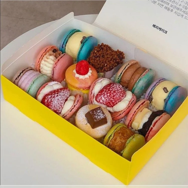 Оптовая продажа, индивидуальная мини-роскошная пищевая бумага на вынос, подарочная упаковка для сладкого шоколада, коробка для макарон с прозрачным окном