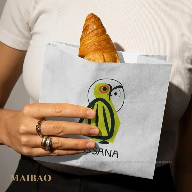 Оптовая продажа, экологически чистая переработанная жиронепроницаемая упаковка для сэндвичей с круассанами, изготовленные на заказ белые бумажные пакеты для еды на вынос из крафт-бумаги