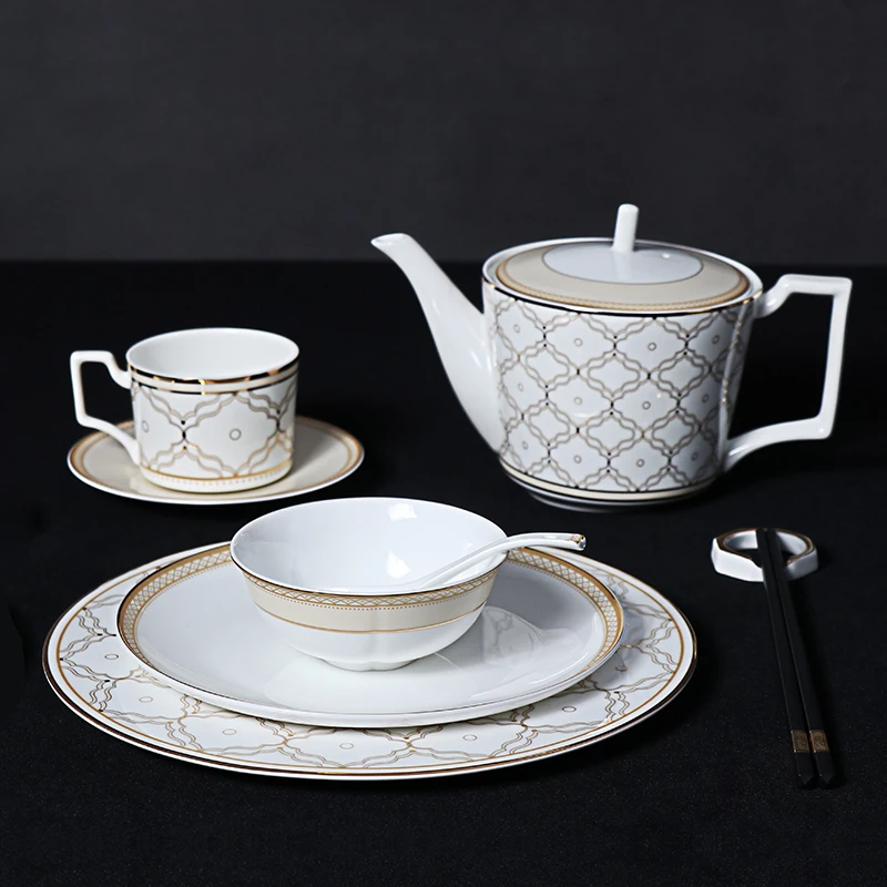 Блюда и тарелки из костяного фарфора Роскошная посуда Тарелка из костяного фарфора оптом Тонкий набор столовых тарелок из костяного фарфора