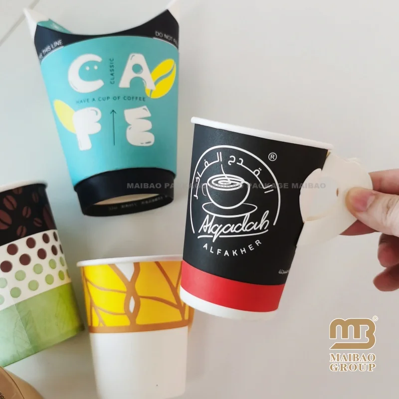 Одноразовый бумажный стаканчик с ручкой, идеально подходящий для горячих напитков, чая и кофе, бумажные стаканчики с ручкой, бумажные стаканчики с индивидуальной печатью