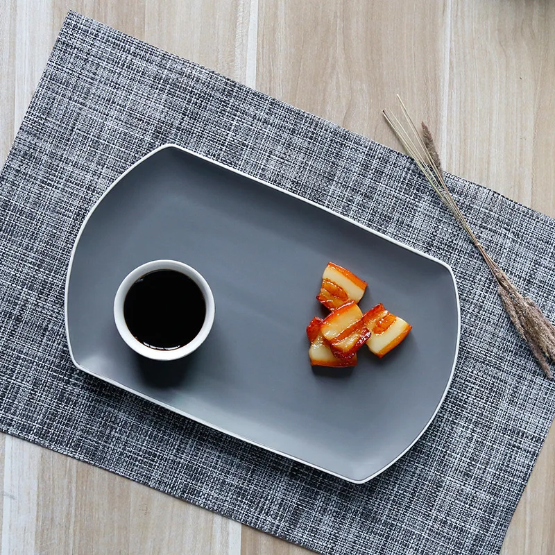 Hot Sale Luxury Modern Design Black Ceramic Stoneware Dinnerware Sets Handmade Wholesale Disposable Christmas Dinner Plate Set