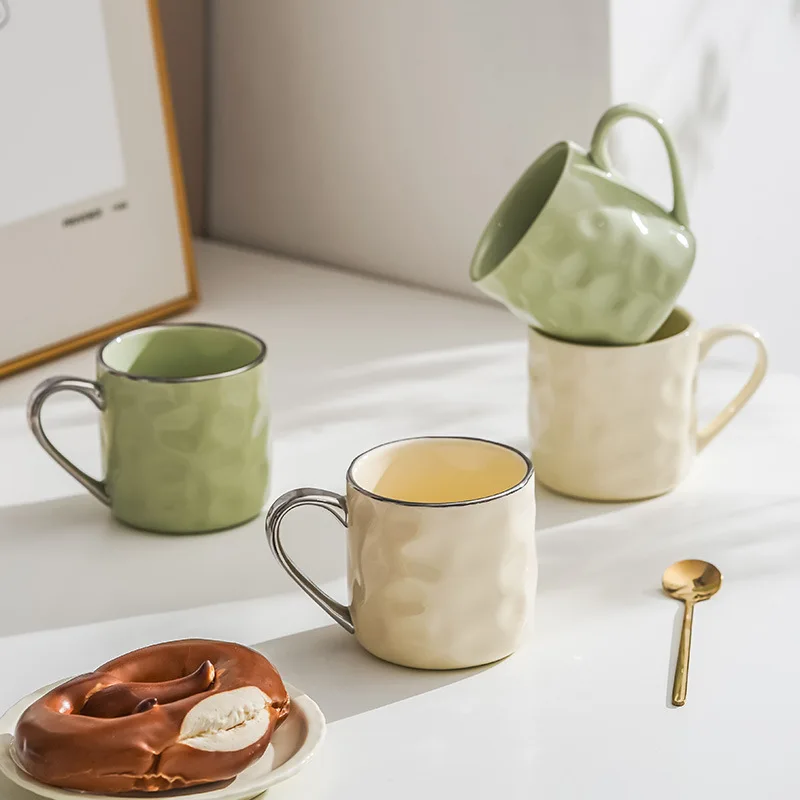 Керамическая кружка неправильной формы, кофейная чашка с серебряной оправой, фарфоровая оптовая продажа, скандинавская кофейная кружка с брызгами в крапинку для офиса и дома