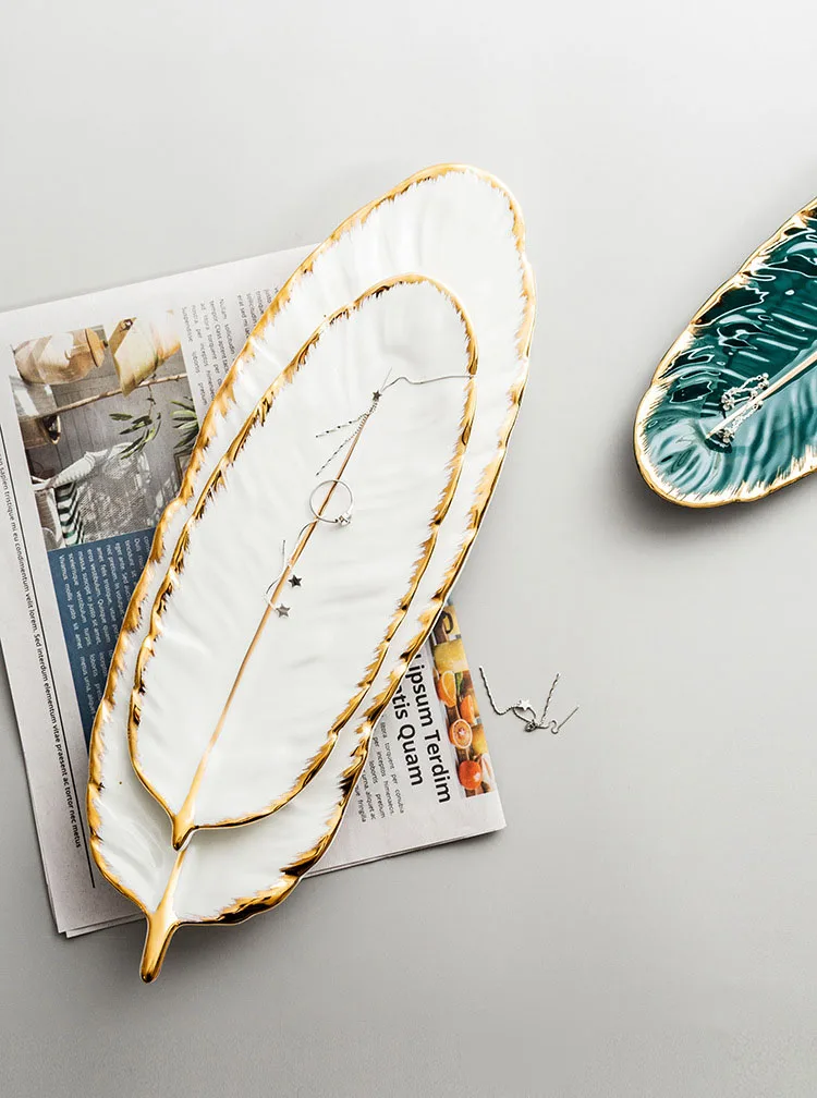 Phnom Penh Leaf-shaped Ceramic Trinket Storage  Creative  Dessert and Dinnerware Set Feather-Design Jewelry Plate