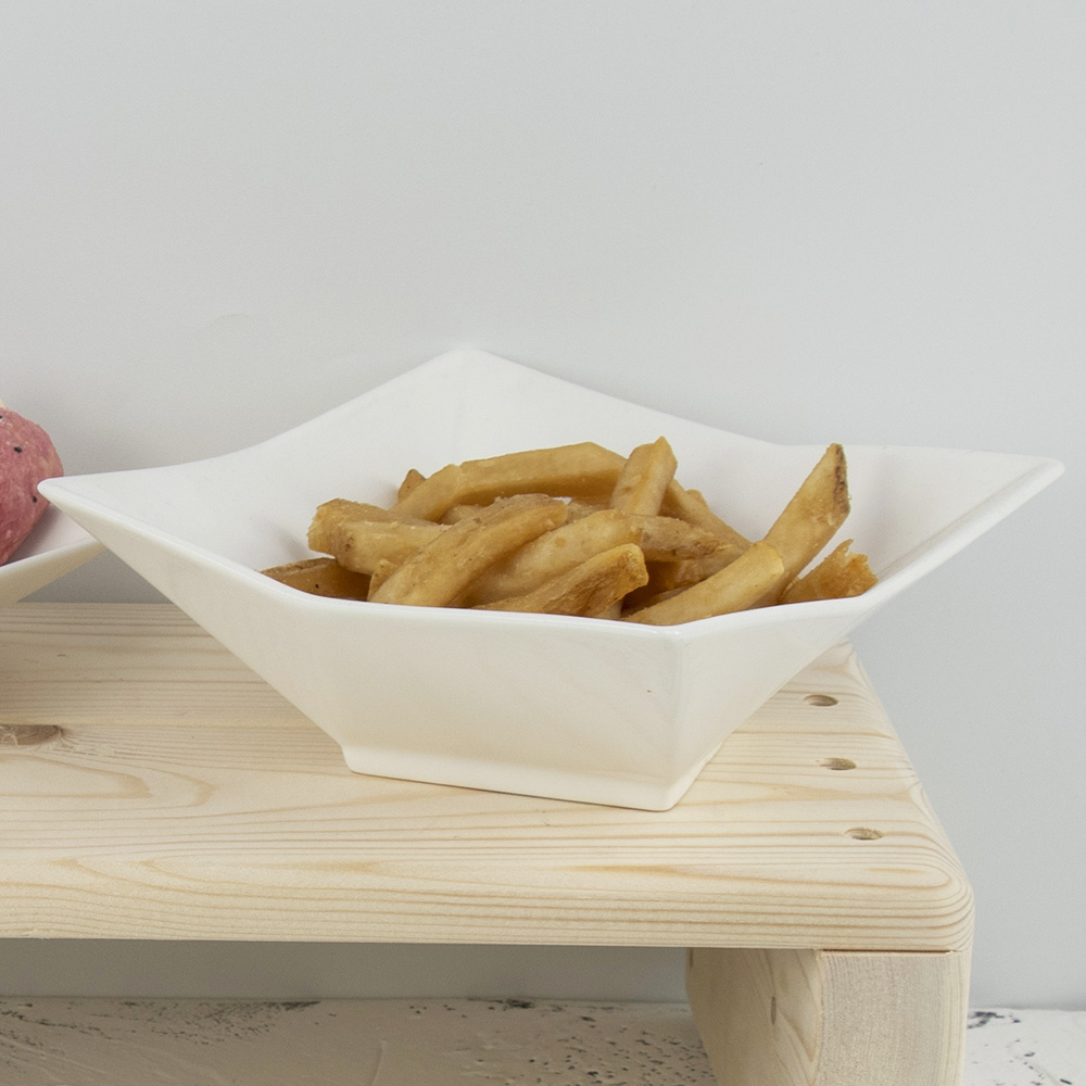 Производители поставляют большие количества высококачественных фарфоровых керамических чаш западного дизайна больших квадратных фарфоровых чаш для ресторана