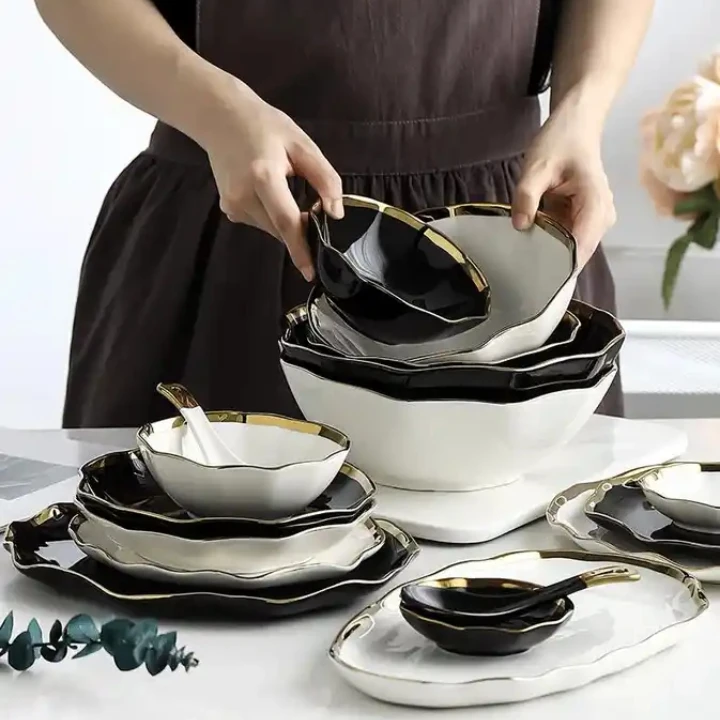 Banquet New Design Unique Creative Crockery Wedding Plates Ramen Bowl Porcelain Dinner Sets