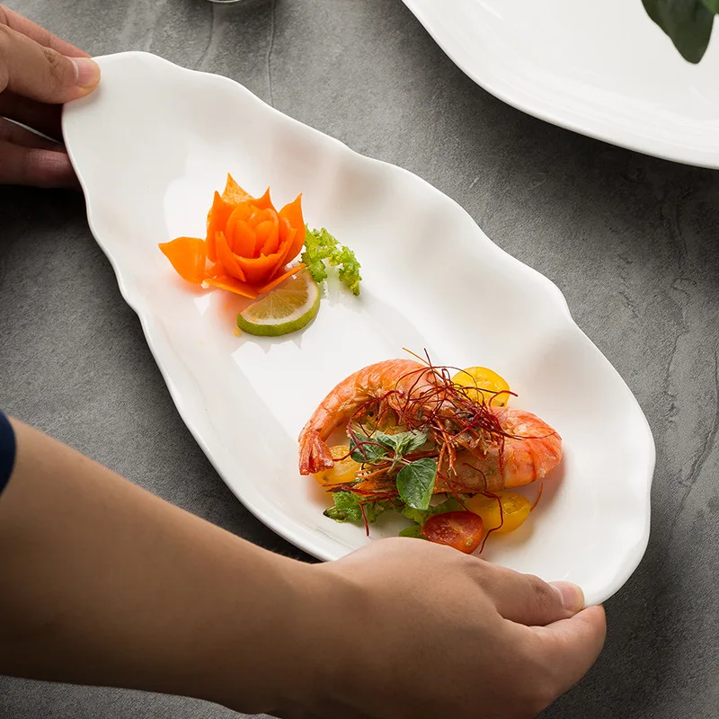 New High Quality Simple White Floral Disc Dinner Plate Ceramic Dinner Plate